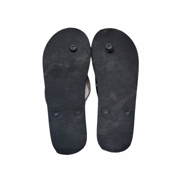 3/$15 Justice Girl's Slurpee Emojie Charmed Flip Flops▪︎ - Picture 3 of 10